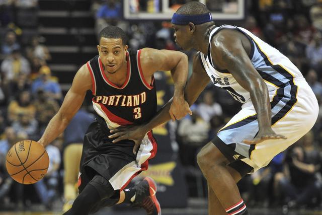 在中前场形 在中前场形