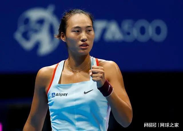 谨慎地作出 谨慎地作出