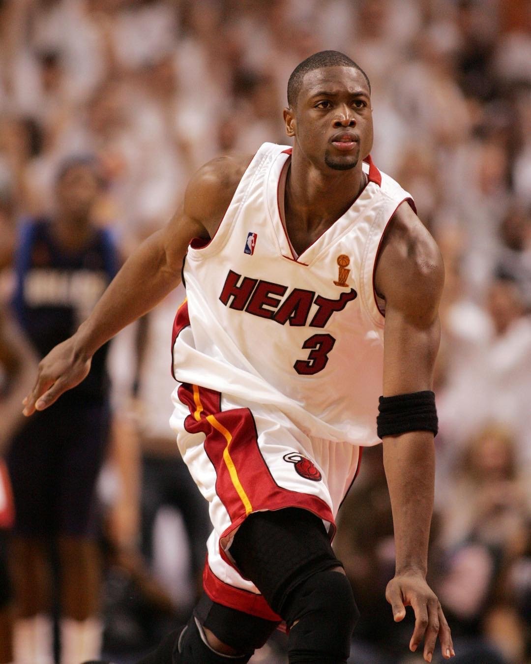 上做出微调 上做出微调